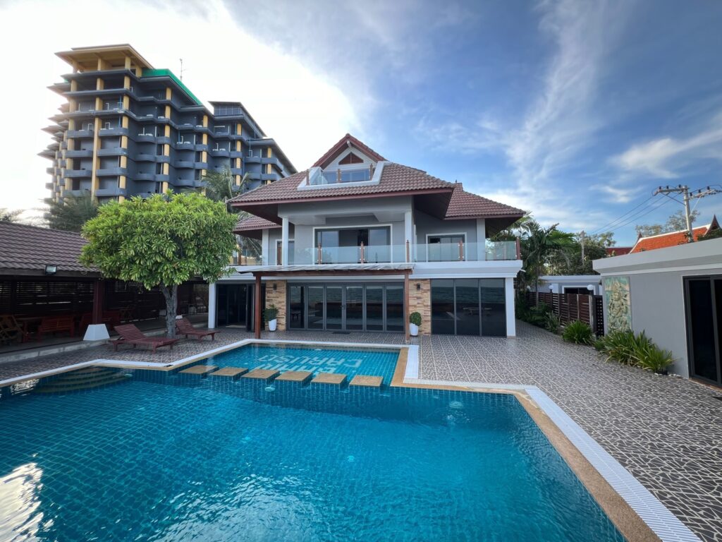 ที่พัก หาดเจ้าสําราญ ติดทะเล ราคาถูก