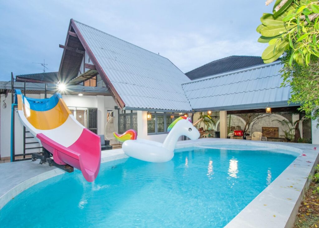 pool villa พัทยา ติดทะเล