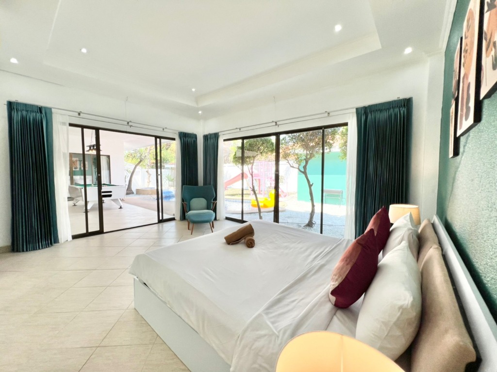 pool villa พัทยา ราคาถูก