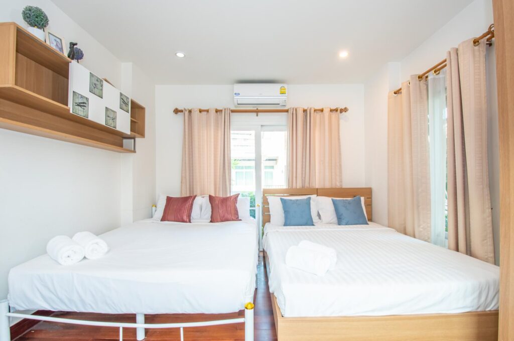pool villa พัทยา ติดทะเล