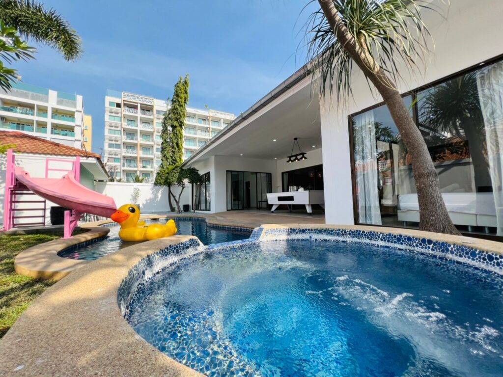pool villa พัทยา ราคาถูก